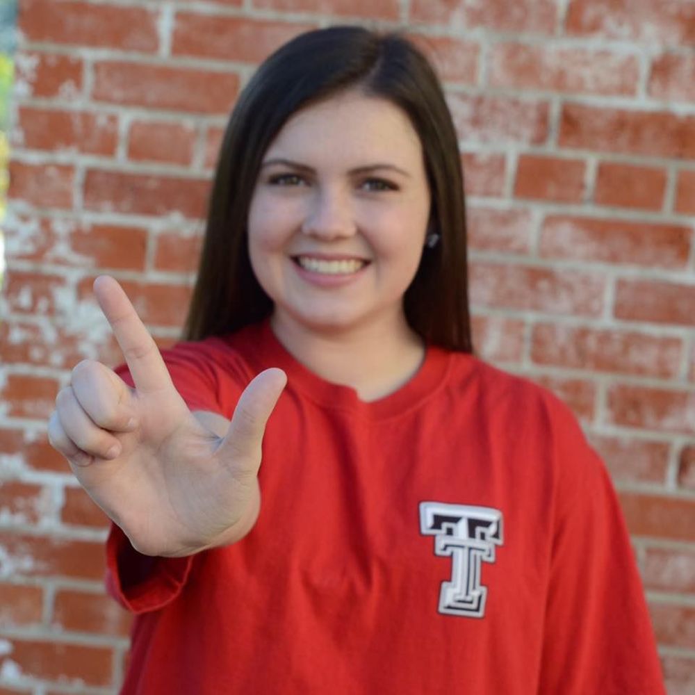 Meet your Posher, Alayna